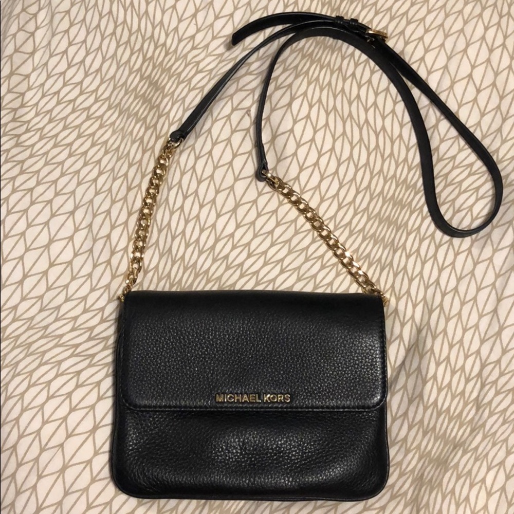 Aunthentic Michael Kors Crossbody